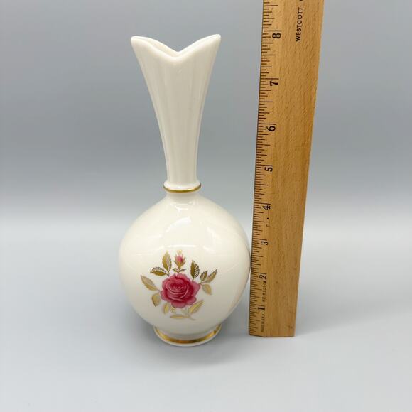 Vintage Lenox Porcelain Floral Bud Vase with 24kt Gold Accents Made in USA - Picture 8 of 10